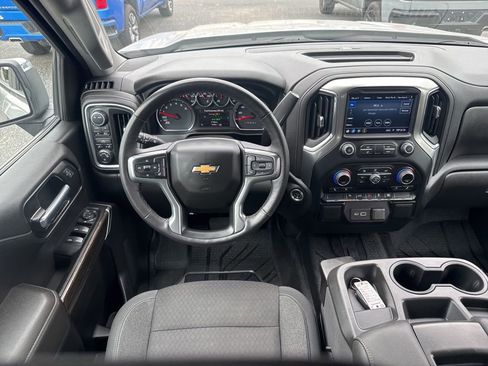 Used 2022 Chevrolet Silverado 1500 LT w/ Bed Protection Package AWD/4WD image 24