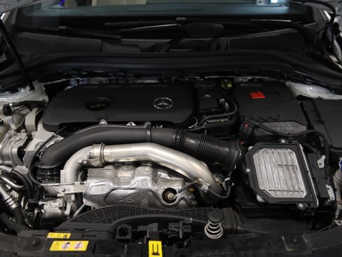 Used 2024 Mercedes-Benz GLA 250 4MATIC image 42