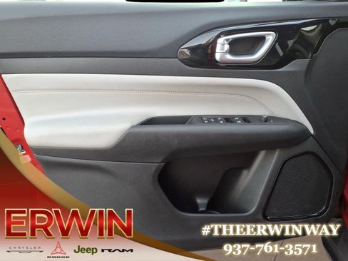 Certified 2023 Jeep Compass Limited AWD/4WD image 10