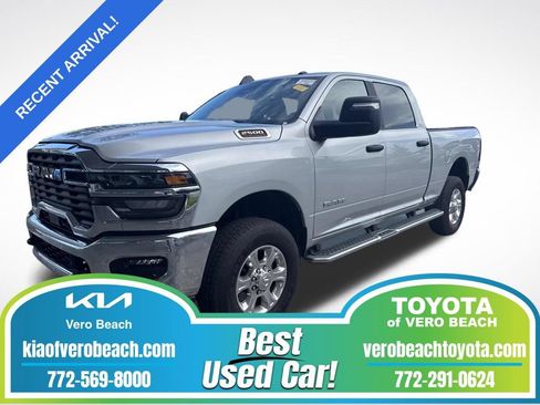 Used 2026 RAM 2500 Big Horn AWD/4WD image 1
