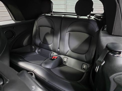 Used 2018 MINI Cooper S FWD image 17