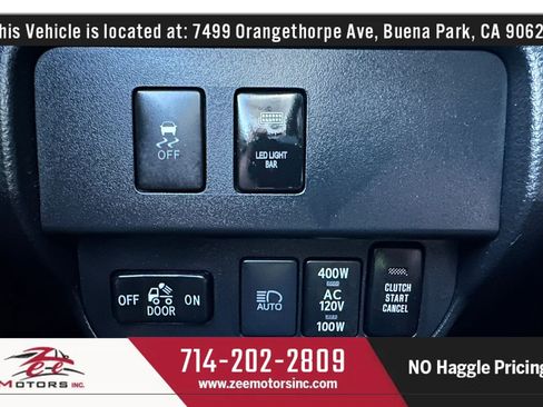 Used 2022 Toyota Tacoma TRD Off-Road image 27