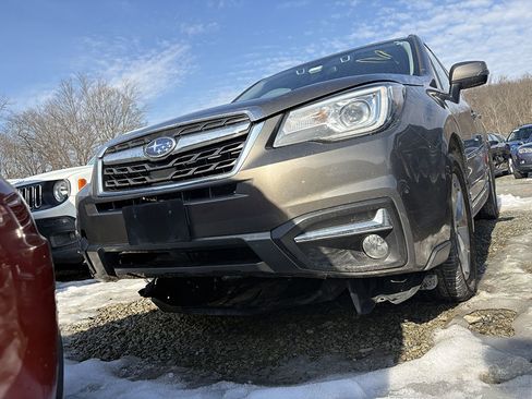 Used 2017 Subaru Forester 2.5i Touring image 4