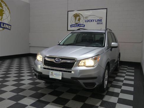 Used 2015 Subaru Forester 2.5i Premium w/ Popular Package #1 AWD/4WD image 4