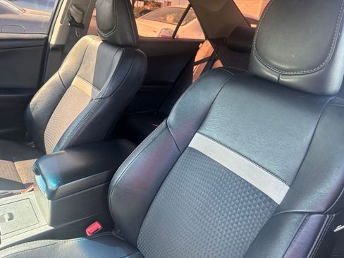 Used 2014 Toyota Camry SE FWD image 8