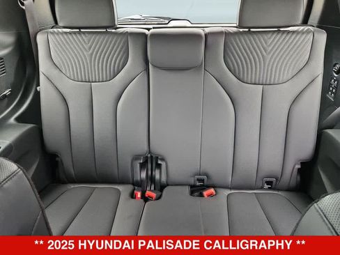 Used 2025 Hyundai Palisade Calligraphy AWD/4WD image 37