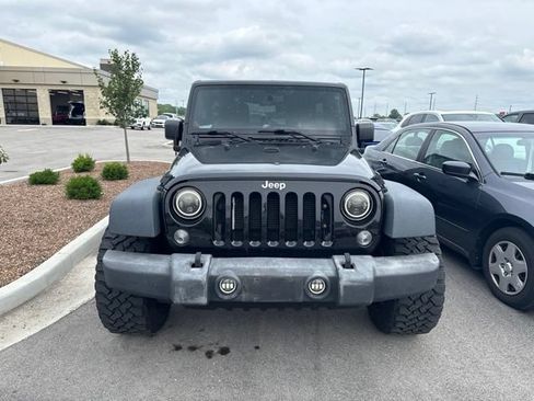 Used 2018 Jeep Wrangler Unlimited Sport S AWD/4WD image 5