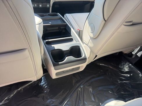 New 2026 Honda Odyssey Touring image 19
