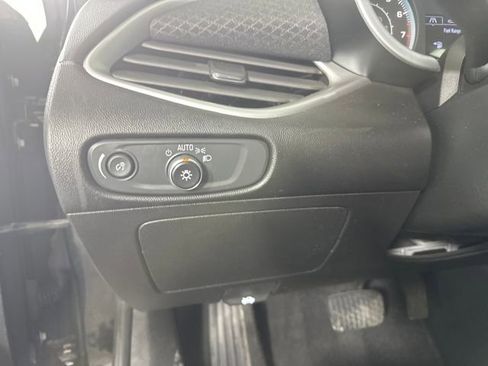 Used 2024 Chevrolet Malibu LT image 20