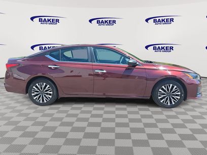 Used 2024 Nissan Altima 2.5 SV