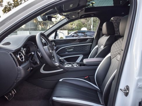 New 2026 Bentley Bentayga Speed image 19