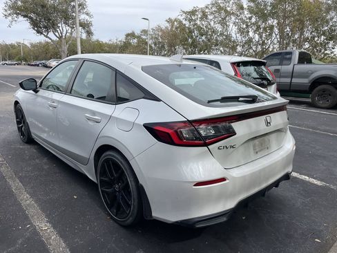 Used 2023 Honda Civic Sport image 5