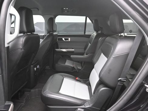 Used 2023 Ford Explorer XLT w/ Equipment Group 202A RWD image 26