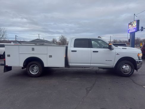 Used 2024 RAM 3500 SLT w/ Quick Order Package 2YG SLT image 5