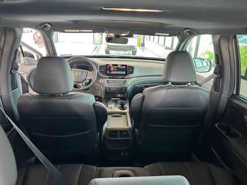 Used 2023 Honda Passport TrailSport image 23