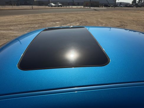 Used 2015 Dodge Challenger R/T Plus RWD image 30