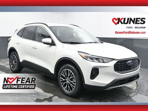 New 2026 Ford Escape SE image 1