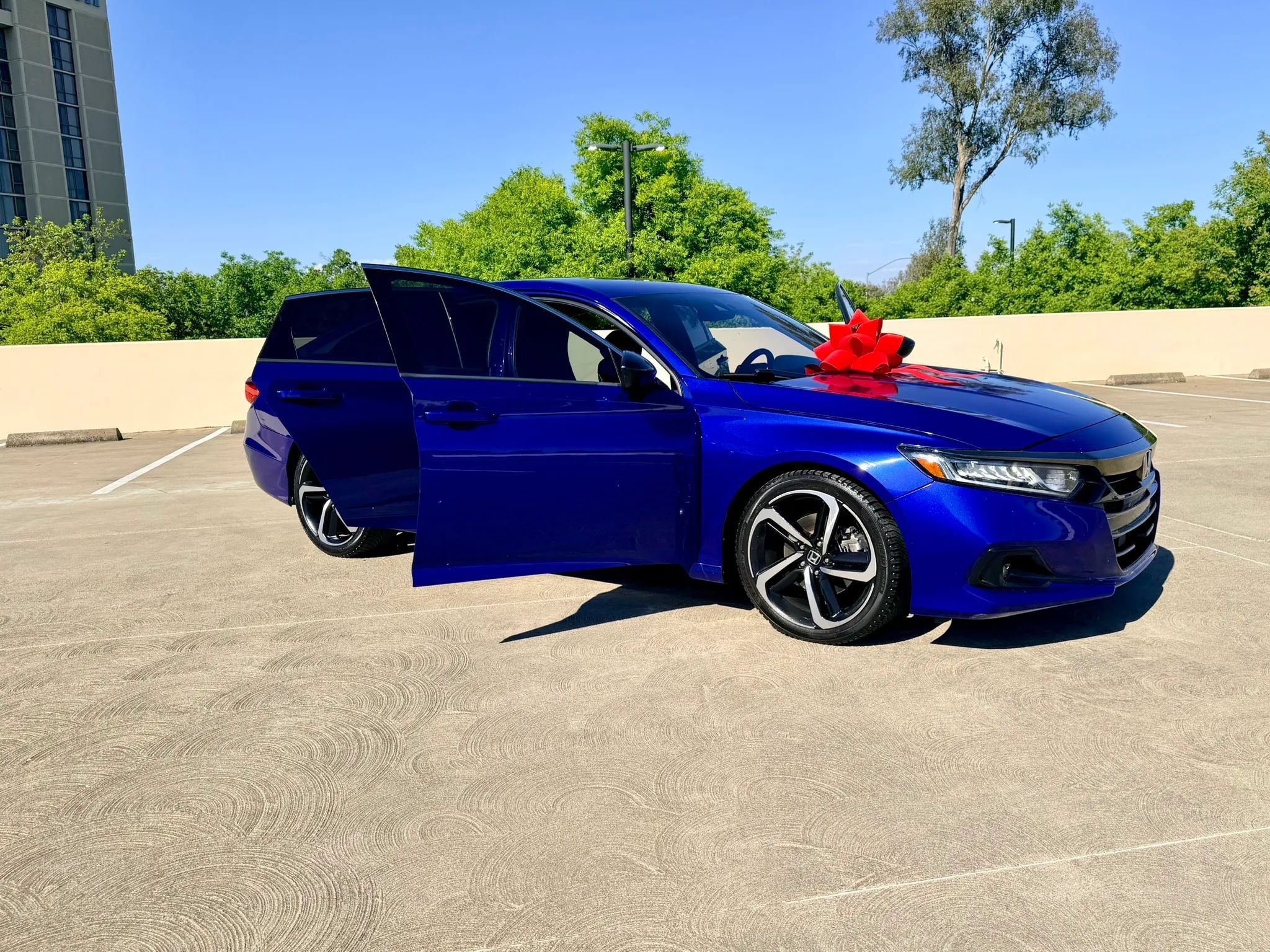 Used 2021 Honda Accord Sport image 25
