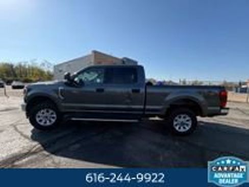 Used 2020 Ford F250 XLT w/ XLT Value Package AWD/4WD image 3