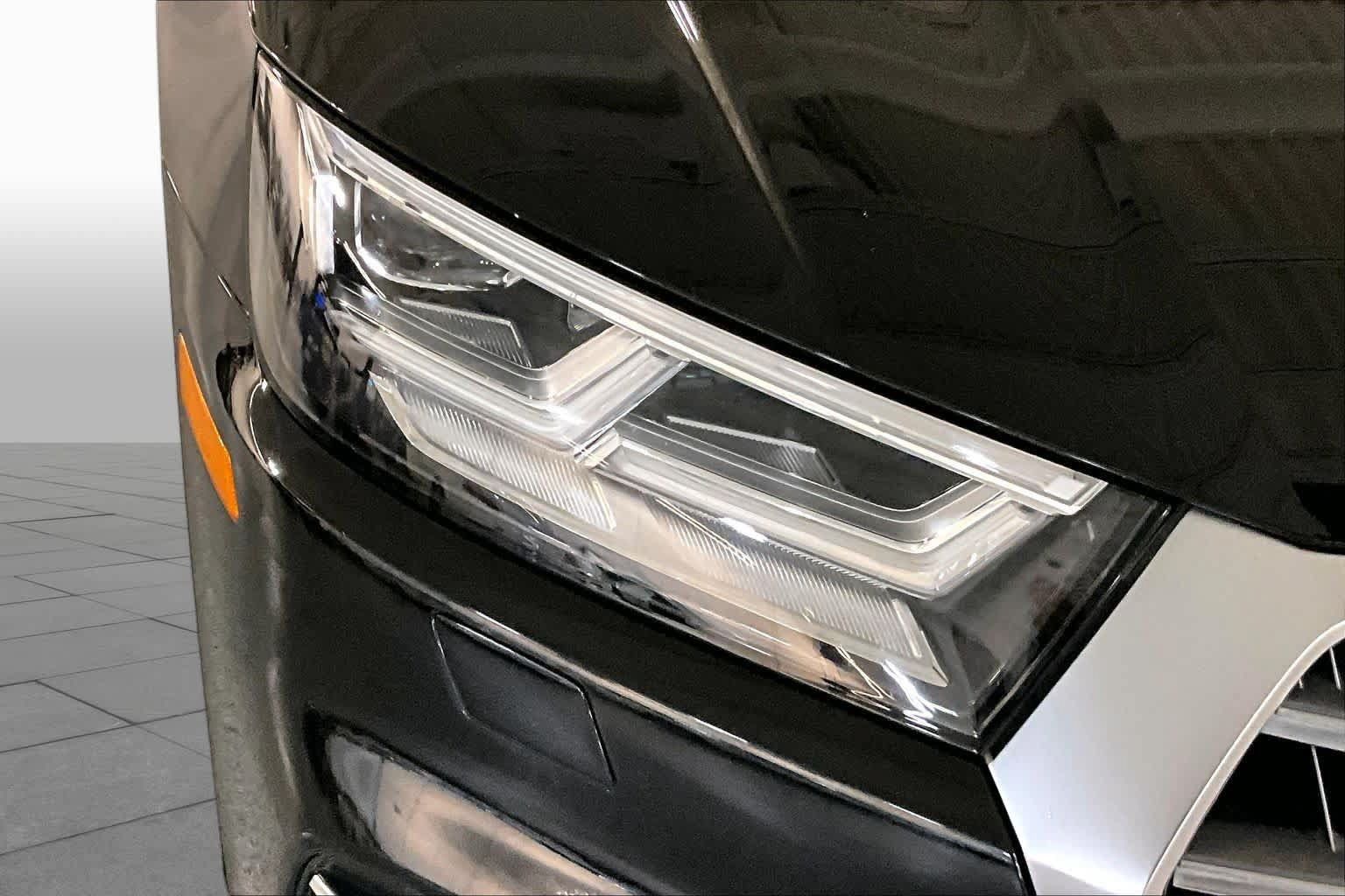 Used 2018 Audi SQ5 Prestige AWD/4WD image 29