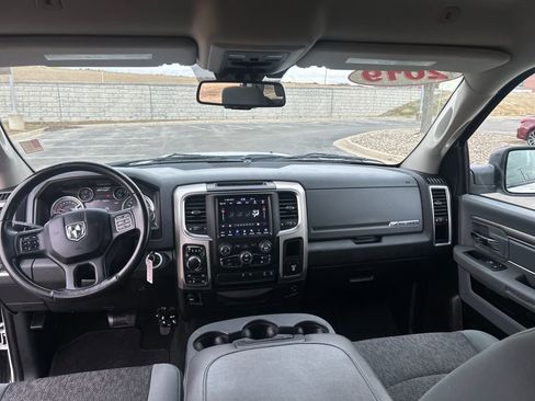Used 2019 RAM 1500 Big Horn image 15
