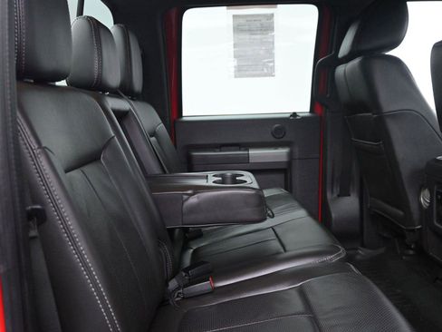 Used 2011 Ford F250 Lariat w/ Lariat Interior Pkg image 12