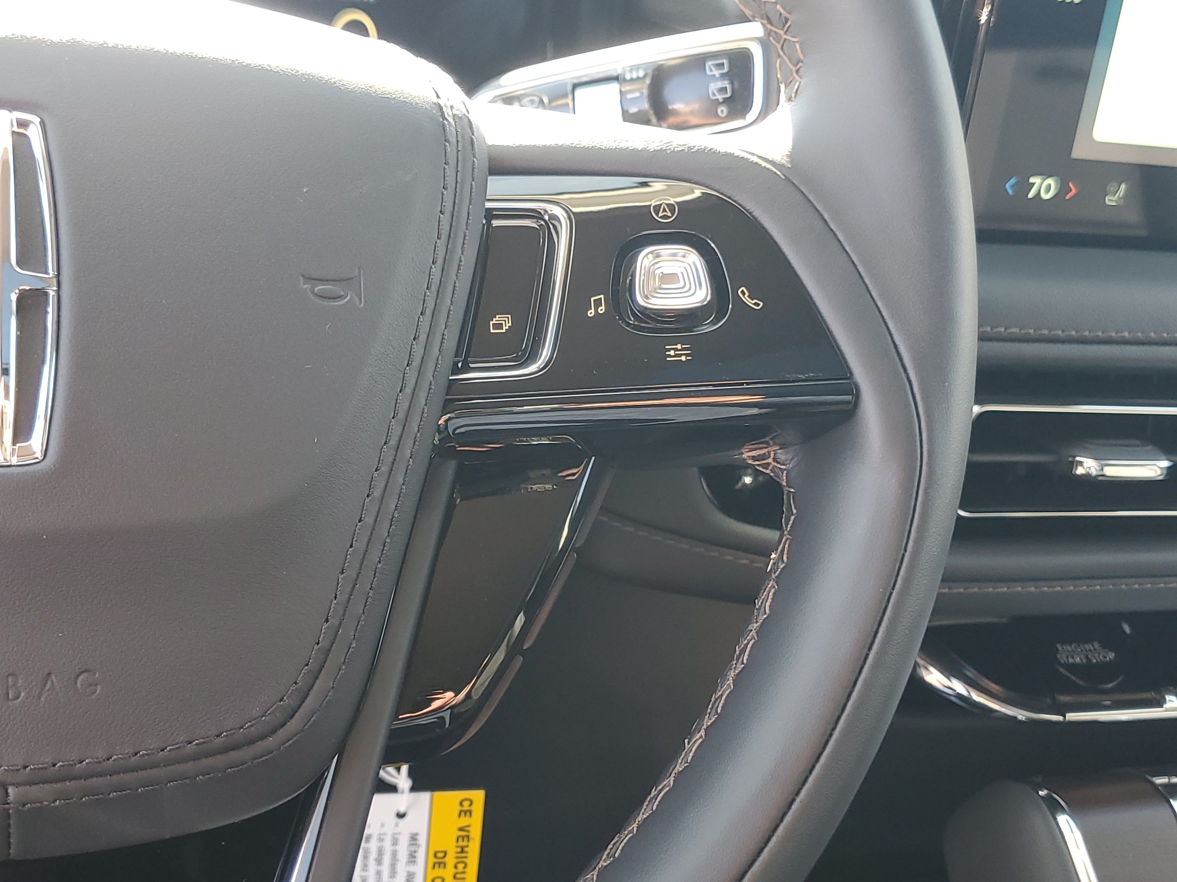 New 2027 Lincoln Aviator Reserve AWD/4WD image 17