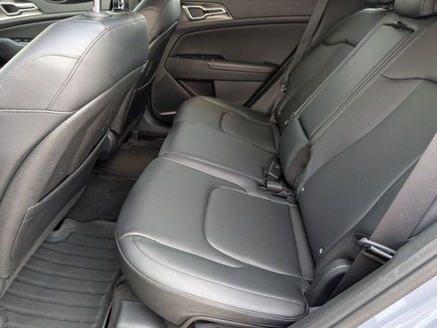 Used 2023 Kia Sportage EX FWD image 30
