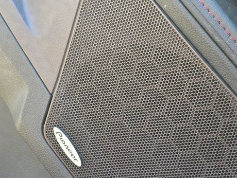 Used 2011 Chevrolet Equinox LT image 13