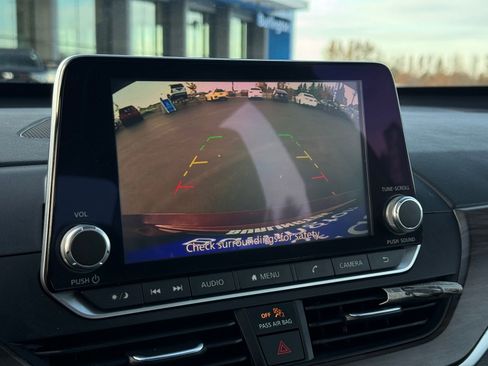 Used 2023 Nissan Altima 2.5 SV image 21