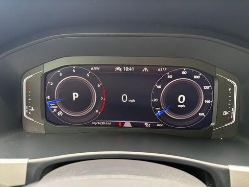 Certified 2022 Volkswagen Atlas Cross Sport SE AWD/4WD image 18