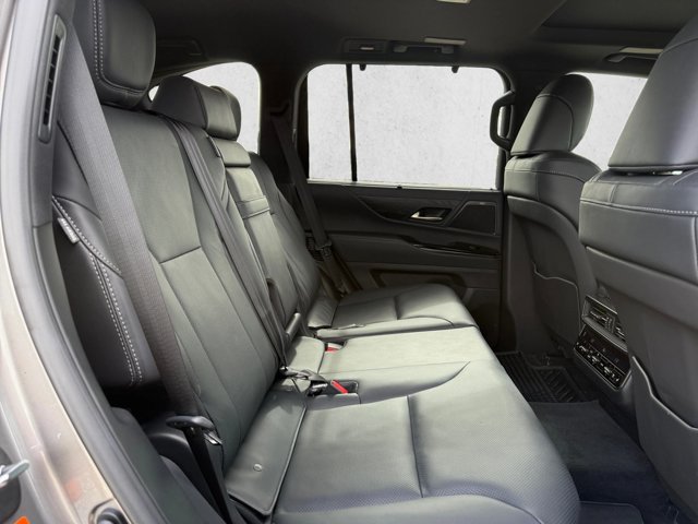 Used 2026 Lexus LX 600 4WD w/ Appearance Package image 19