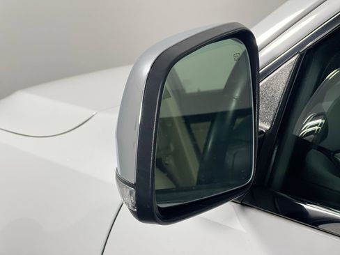 Used 2020 Jeep Grand Cherokee Limited image 11