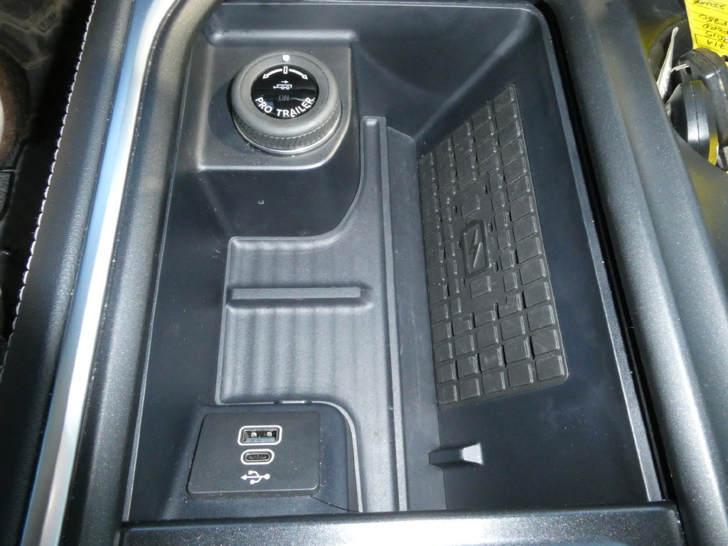 Used 2025 Ford Expedition Max Platinum w/ Driver's Package AWD/4WD image 35
