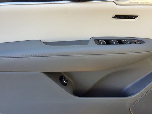 Certified 2024 Cadillac XT6 Premium Luxury w/ LPO, Floor Liner Package AWD/4WD image 21
