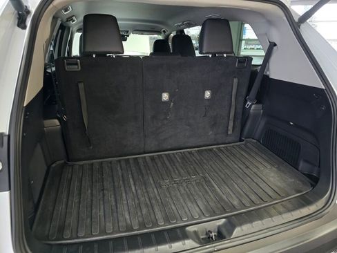 Used 2024 Toyota Grand Highlander Limited image 16