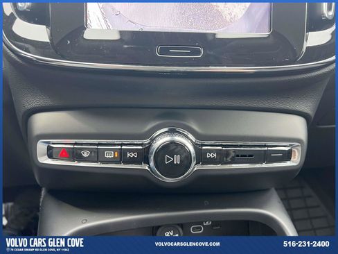 Used 2026 Volvo XC40 B5 Plus w/ Protection Package Premier image 29