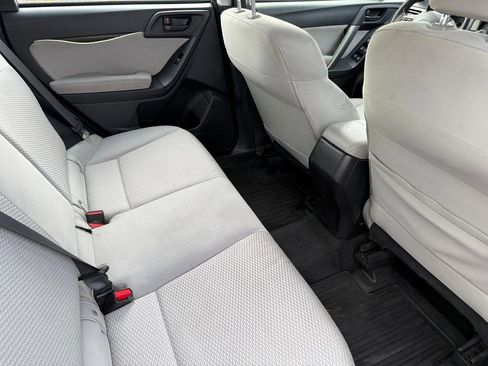 Used 2014 Subaru Forester 2.5i image 20