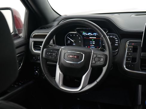 Used 2021 GMC Yukon SLE image 16