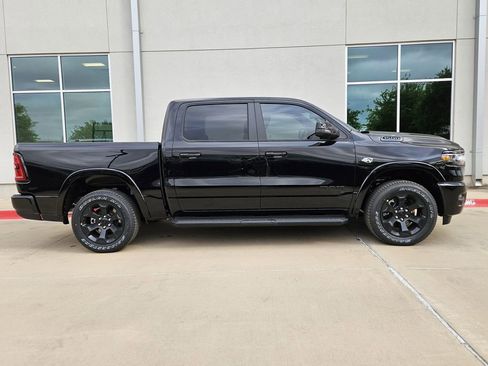 New 2026 RAM 1500 4x4 Crew Cab image 2