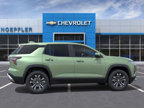 New 2026 Chevrolet Equinox LT w/ Convenience Package II image 5