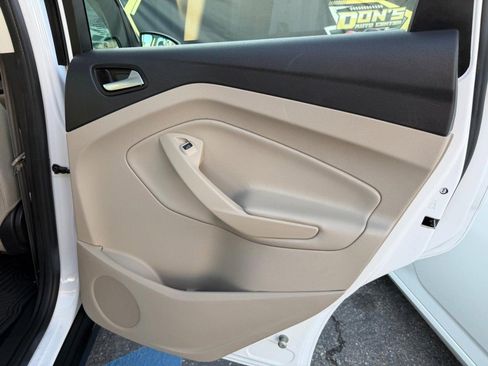 Used 2017 Ford C-MAX SE w/ Interior Protection Package image 36