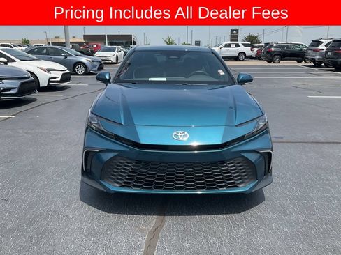 Used 2025 Toyota Camry SE w/ Multimedia Upgrade Package FWD image 22