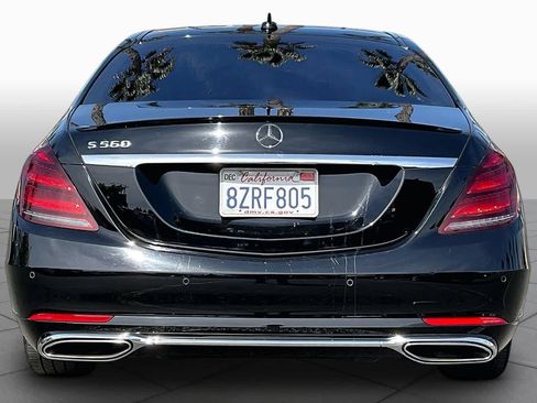 Used 2018 Mercedes-Benz S 560 Sedan image 4