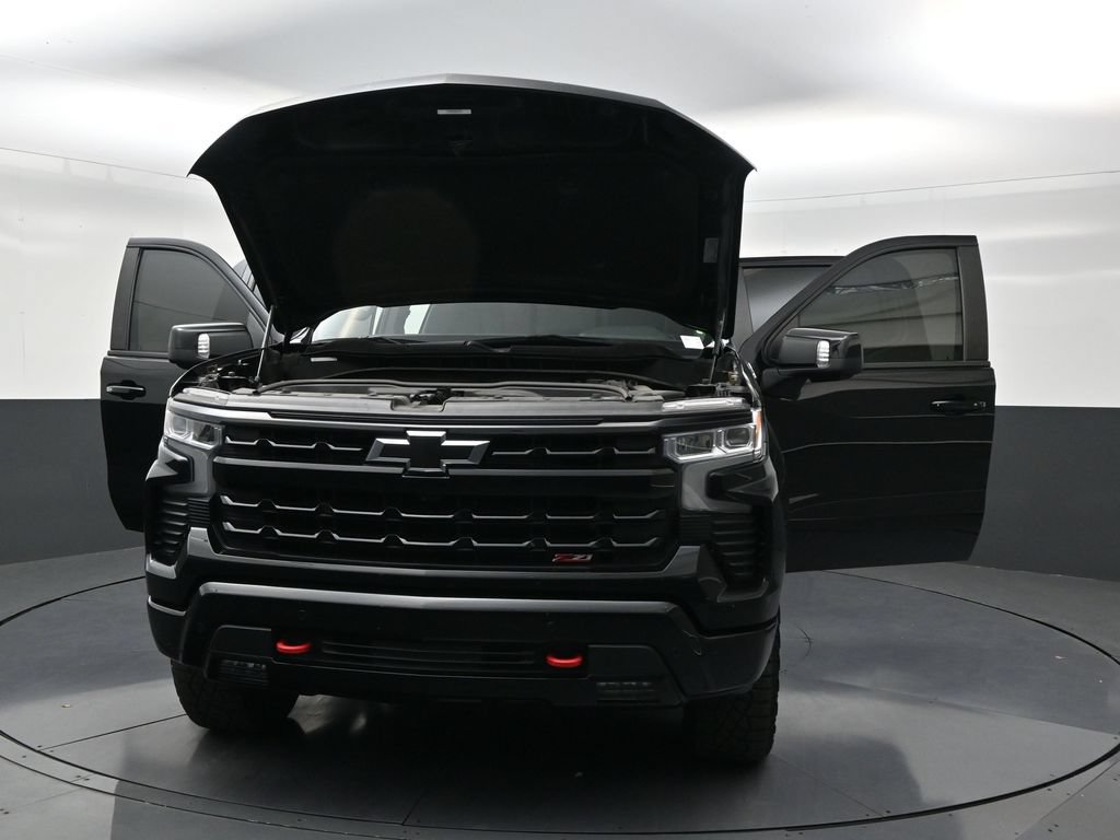 Used 2024 Chevrolet Silverado 1500 LT Trail Boss w/ Convenience Package II AWD/4WD image 30