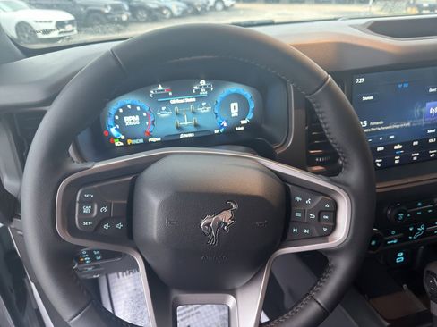 New 2025 Ford Bronco Big Bend image 9