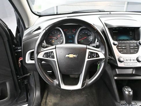Used 2017 Chevrolet Equinox LT w/ Convenience Package image 24