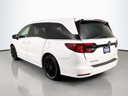 Certified 2023 Honda Odyssey Sport image 7