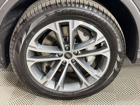 New 2026 Audi Q7 2.0T Premium image 12