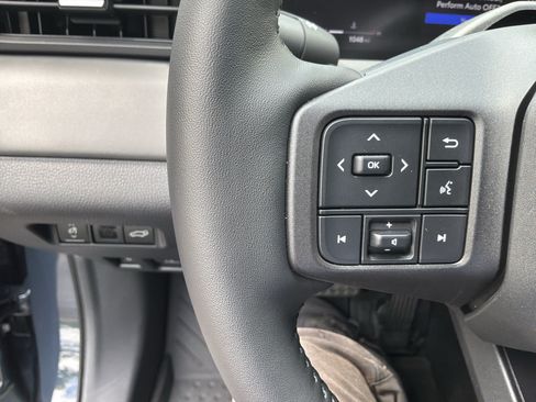 Used 2026 Toyota RAV4 XSE w/ Weather Package AWD/4WD image 19